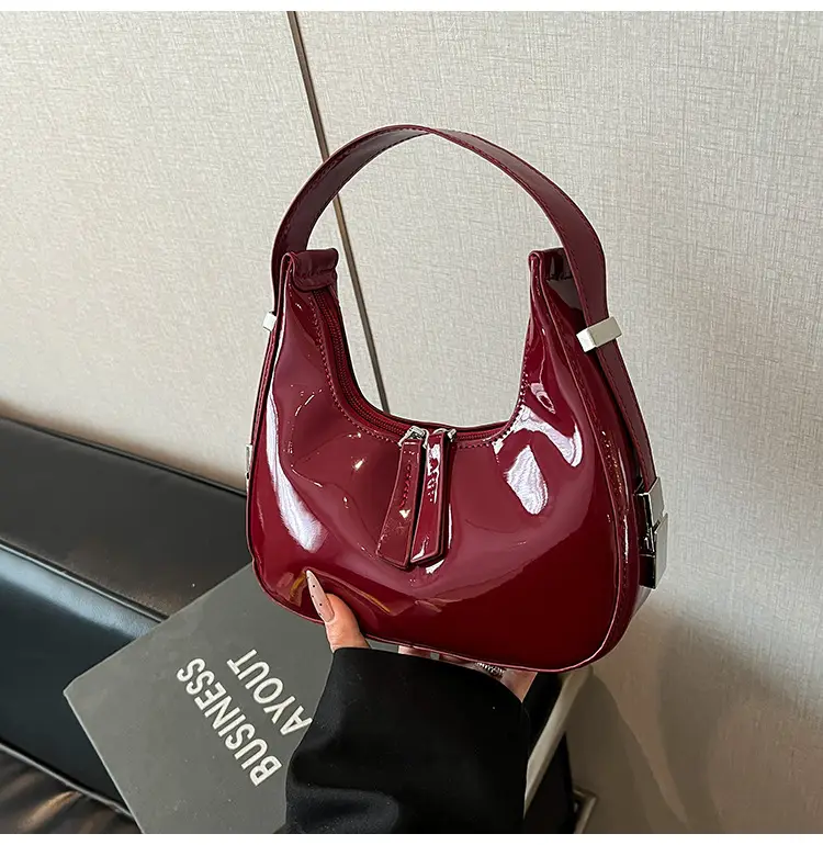 Silver High-End Shoulder Bag for Women 2025 — feature 24