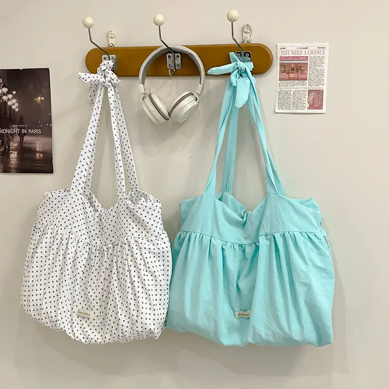 Women's Korean Style Pleated Shoulder Bag Pink White - Image 3