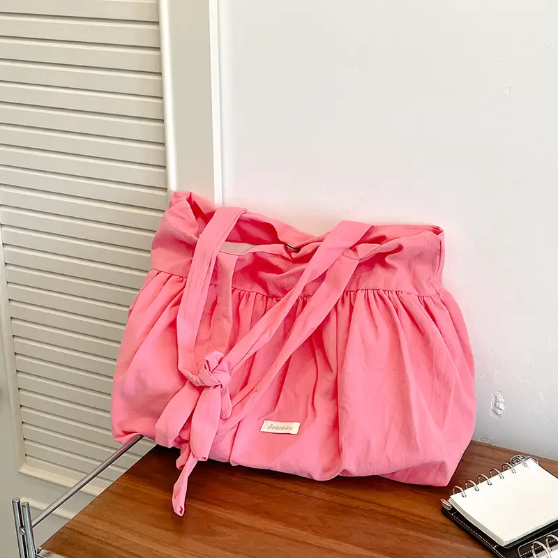 Women's Korean Style Pleated Shoulder Bag Pink White — feature 10