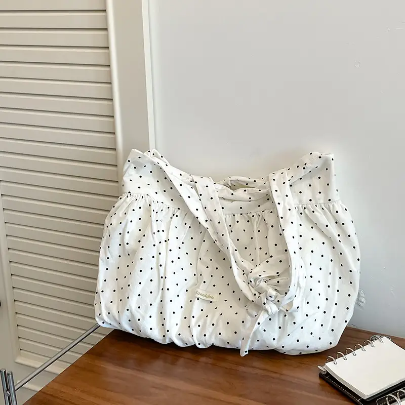 Women's Korean Style Pleated Shoulder Bag Pink White — feature 11