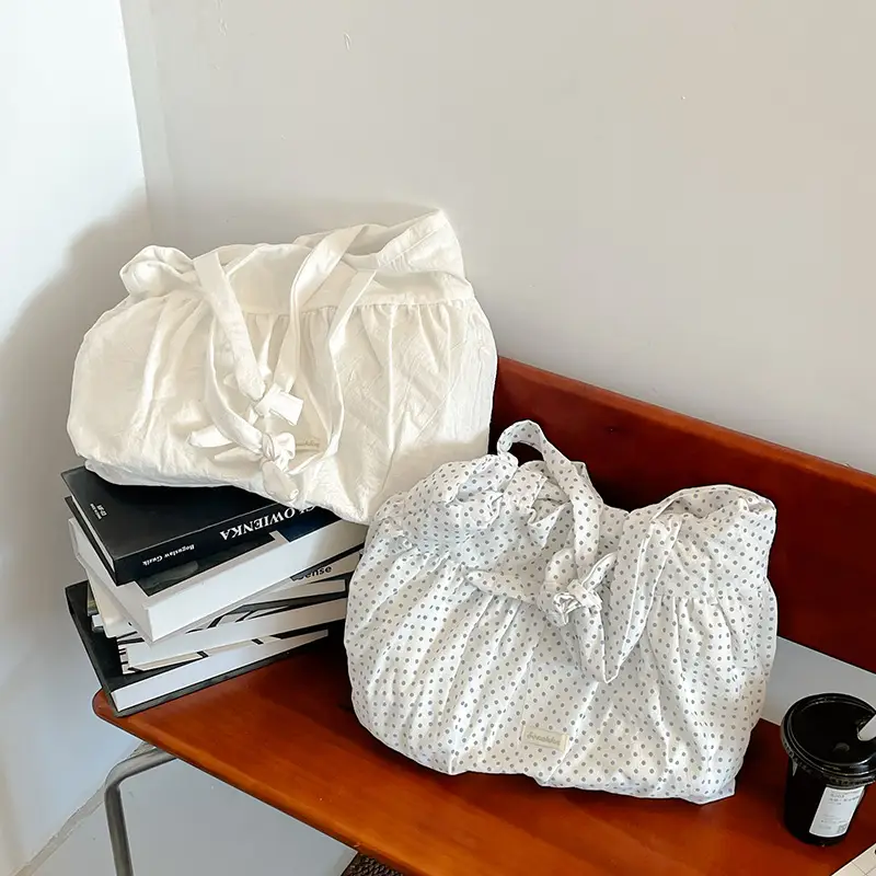 Women's Korean Style Pleated Shoulder Bag Pink White — feature 7