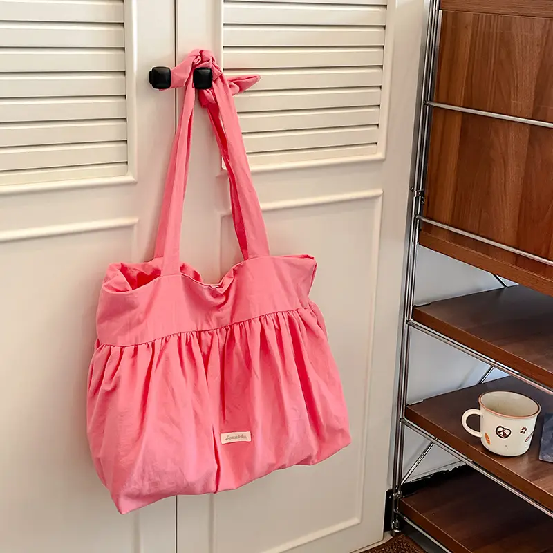 Women's Korean Style Pleated Shoulder Bag Pink White — feature 8