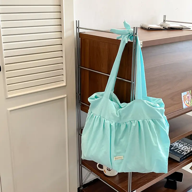 Women's Korean Style Pleated Shoulder Bag Pink White — feature 9