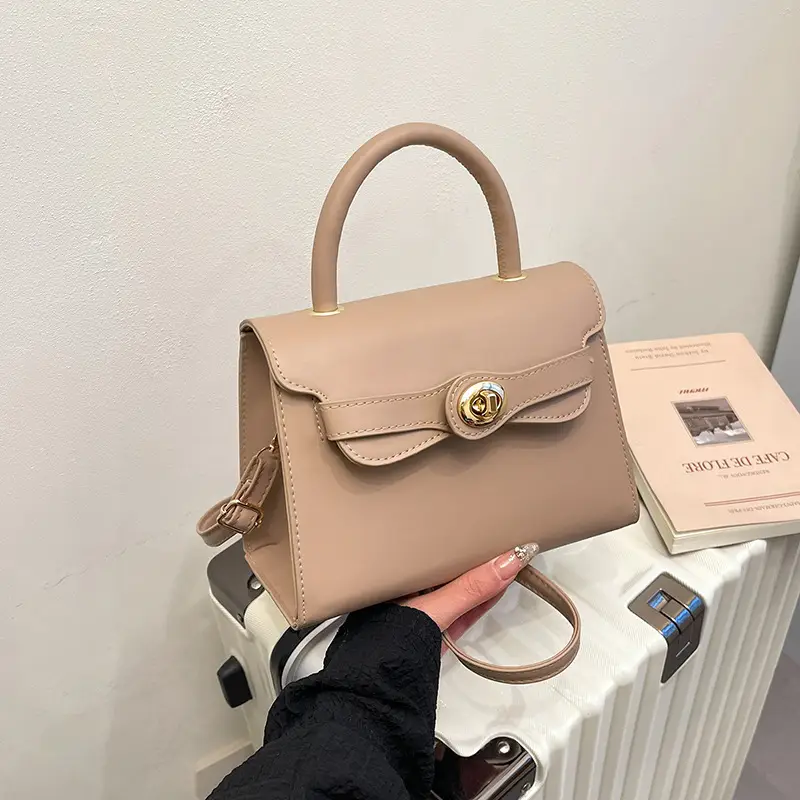White Retro Satchel Shoulder Bag for Women 2025 - Image 3