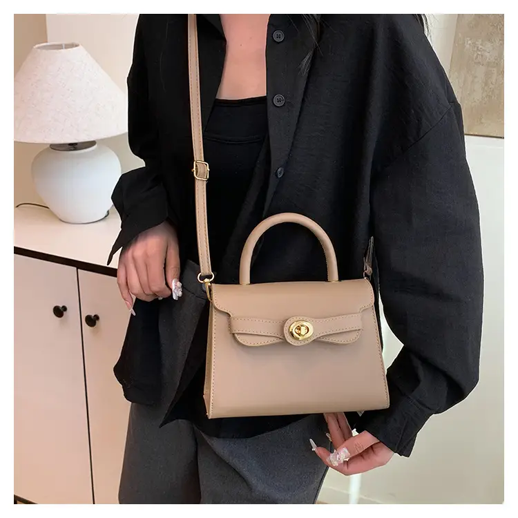White Retro Satchel Shoulder Bag for Women 2025 — feature 17