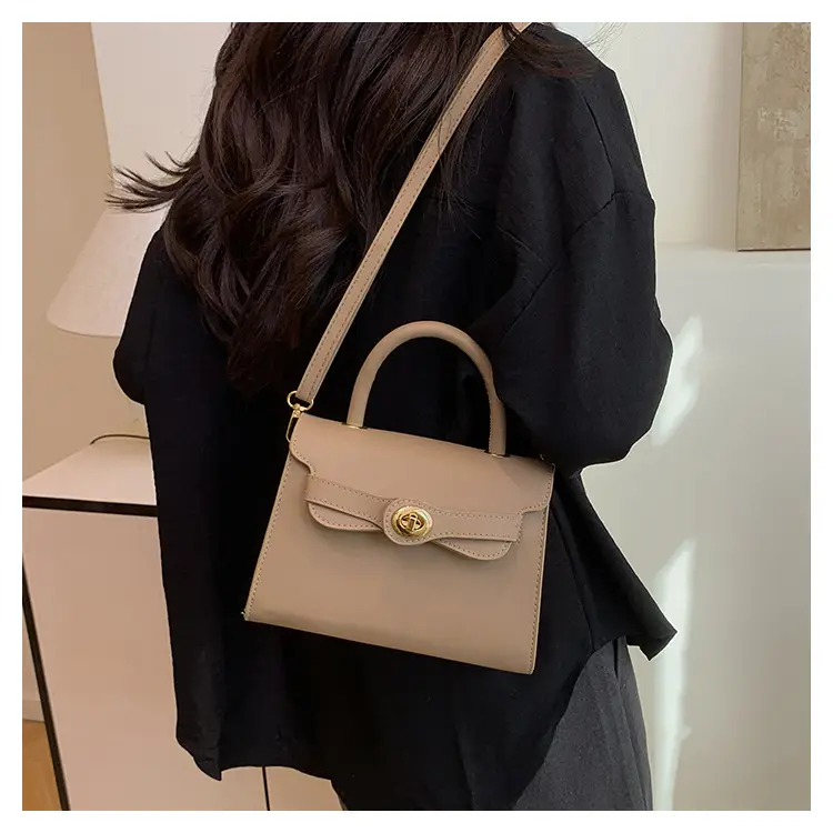 White Retro Satchel Shoulder Bag for Women 2025 — feature 18