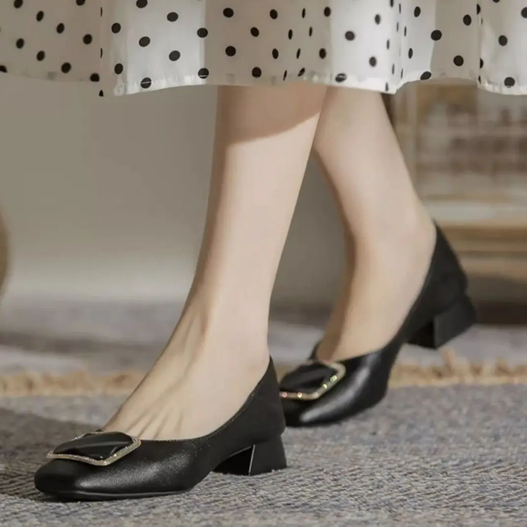Mid-heel Single-layer Shoes Women's All-match Low-heeled Elegant Evening Breeze Milk Shoes Low-mouth Square-toe Lightweight Thick-heeled Work Shoes - Image 3