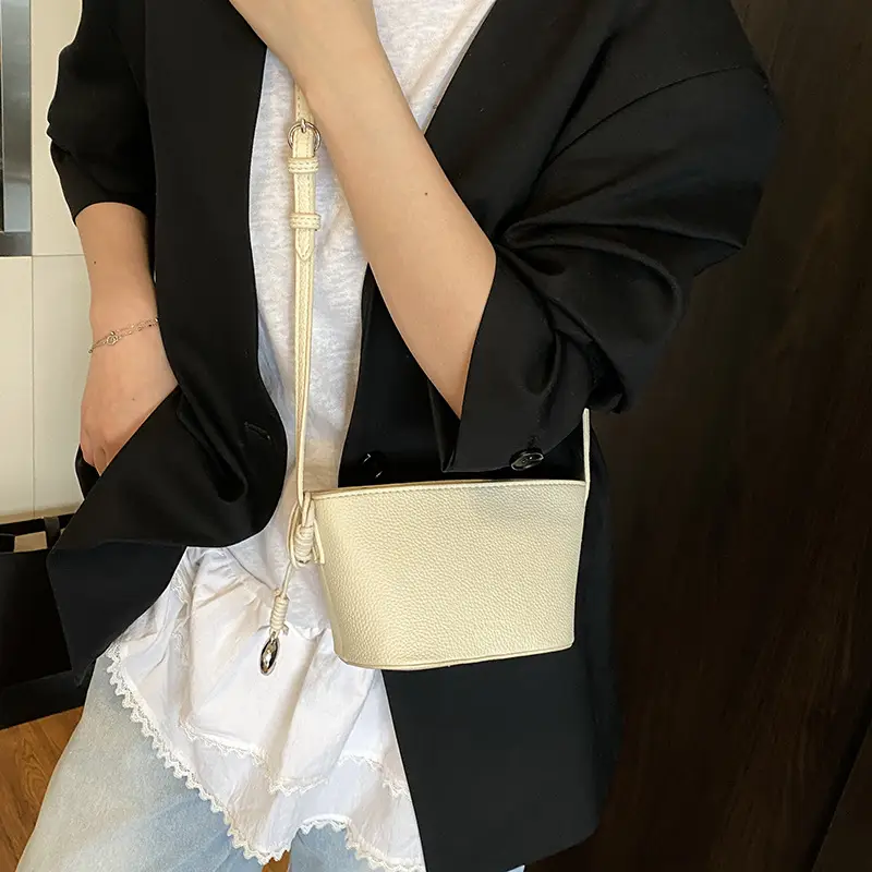 Women's Cream Mesh Shoulder Bag 2025 Commuter Crossbody - Image 11