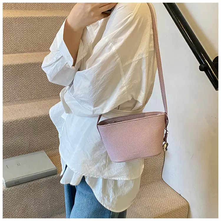 Women's Cream Mesh Shoulder Bag 2025 Commuter Crossbody — feature 17