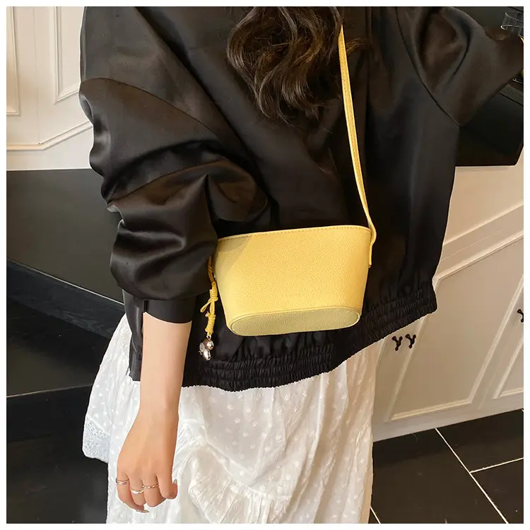 Women's Cream Mesh Shoulder Bag 2025 Commuter Crossbody — feature 30