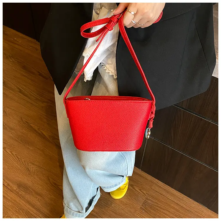Women's Cream Mesh Shoulder Bag 2025 Commuter Crossbody — feature 36