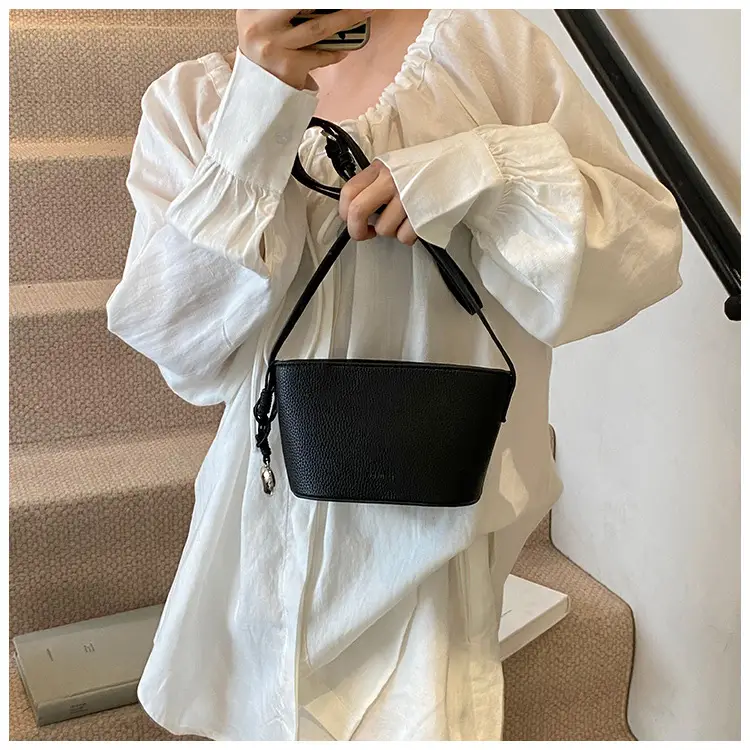 Women's Cream Mesh Shoulder Bag 2025 Commuter Crossbody — feature 41