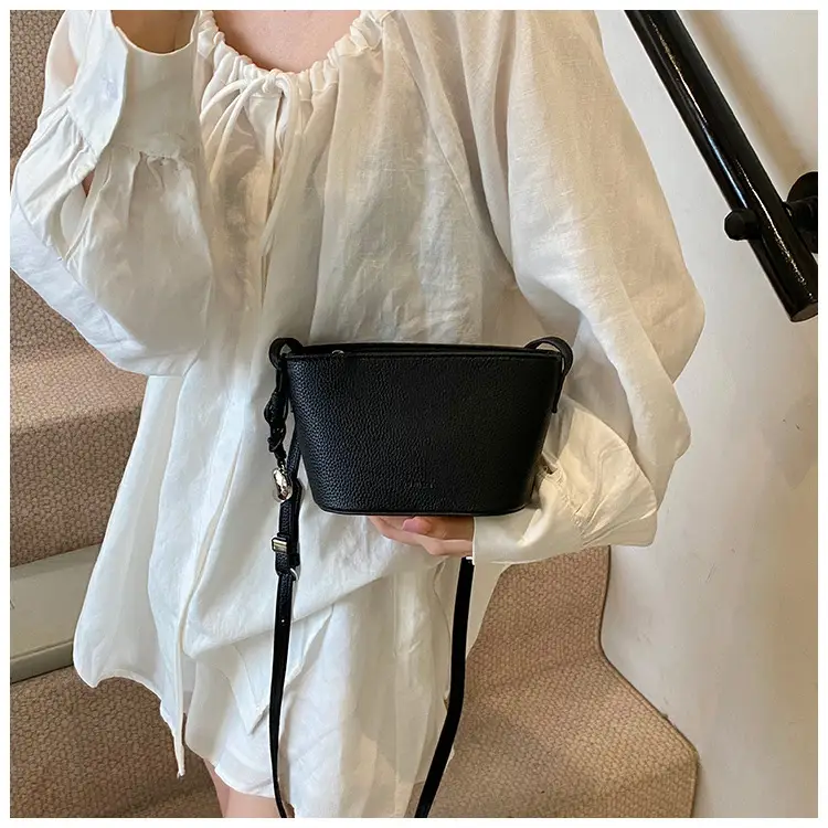 Women's Cream Mesh Shoulder Bag 2025 Commuter Crossbody — feature 43