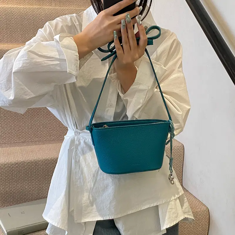Women's Cream Mesh Shoulder Bag 2025 Commuter Crossbody - Image 3