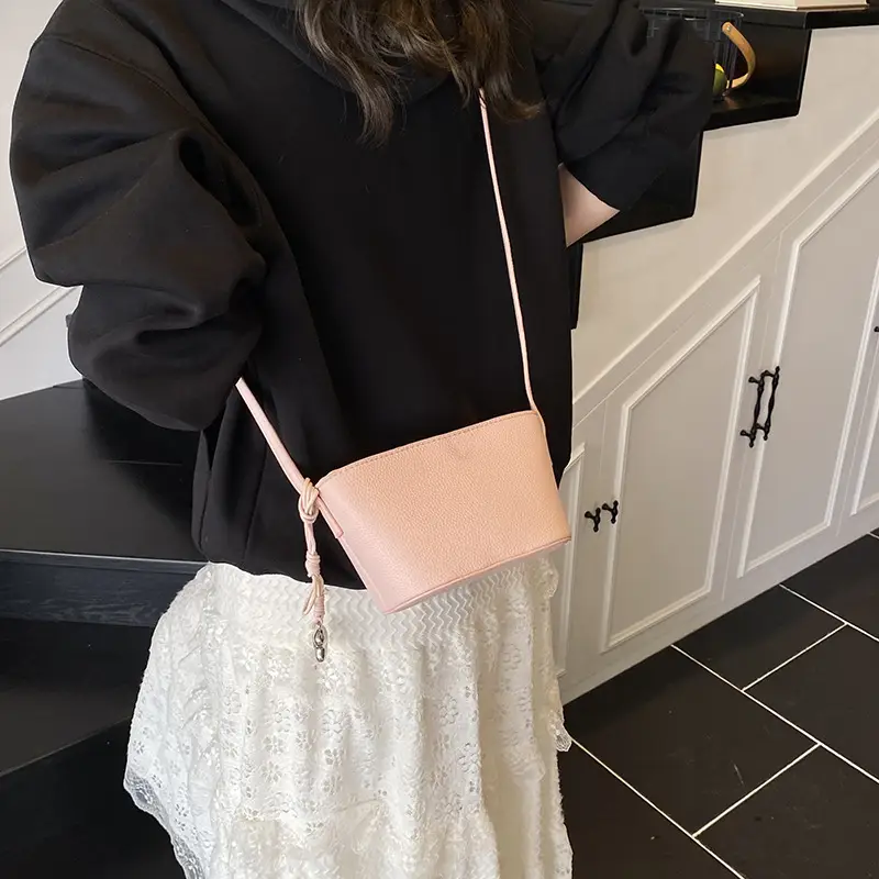 Women's Cream Mesh Shoulder Bag 2025 Commuter Crossbody - Image 5