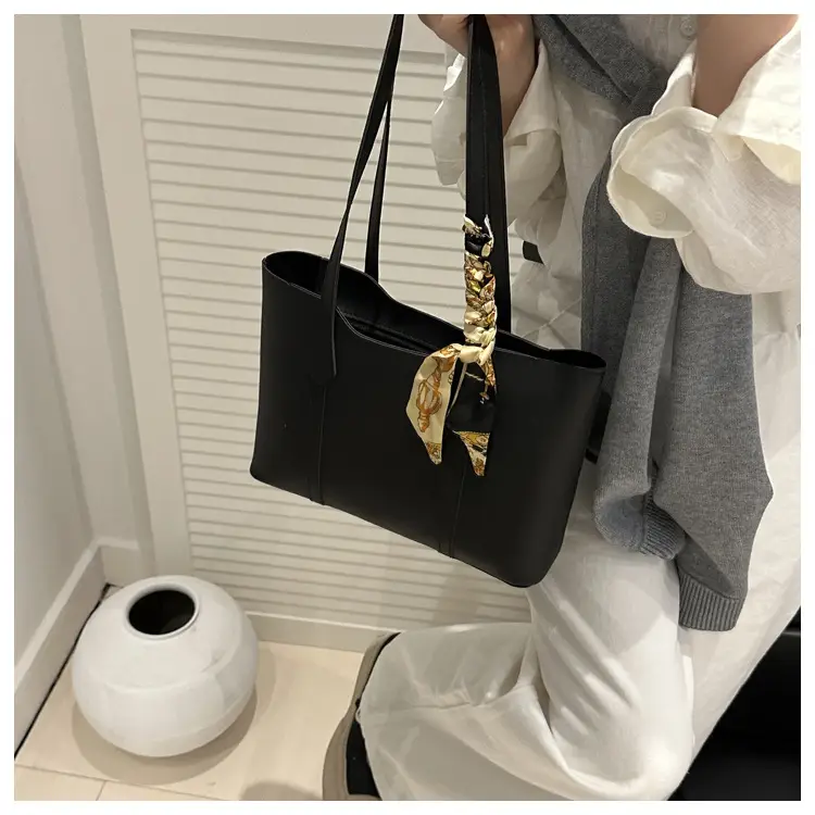 Women's Large Capacity Tote Bag Beige Spring 2025 — feature 33