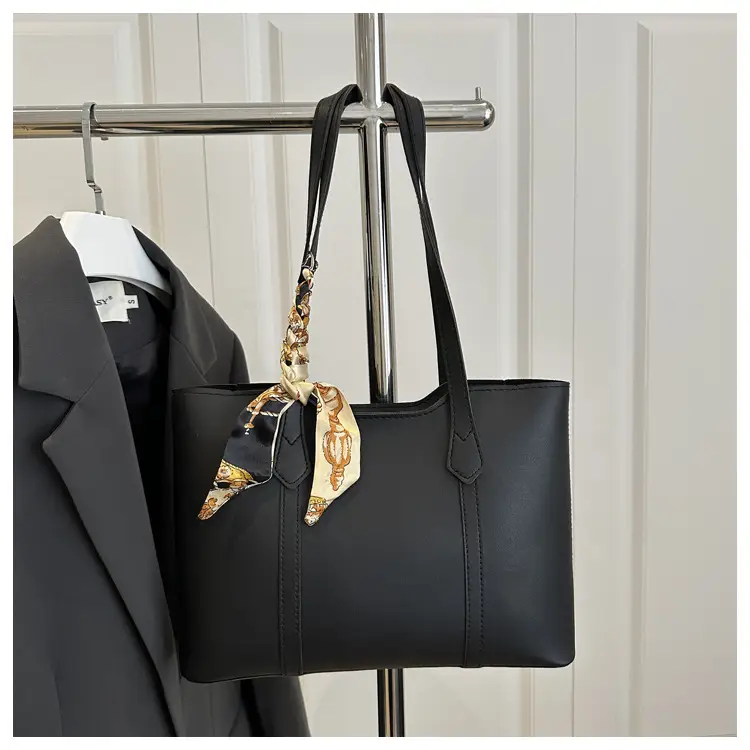 Women's Large Capacity Tote Bag Beige Spring 2025 — feature 9
