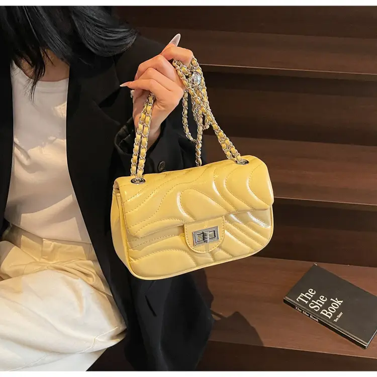 Light Green Embroidery Crossbody Bag with Silver Chain — feature 15