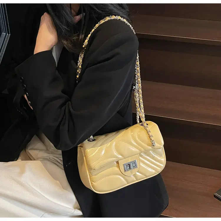 Light Green Embroidery Crossbody Bag with Silver Chain — feature 17