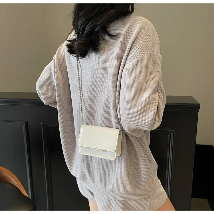 Pink Croc Leather Chain Shoulder Bag for Women — feature 33
