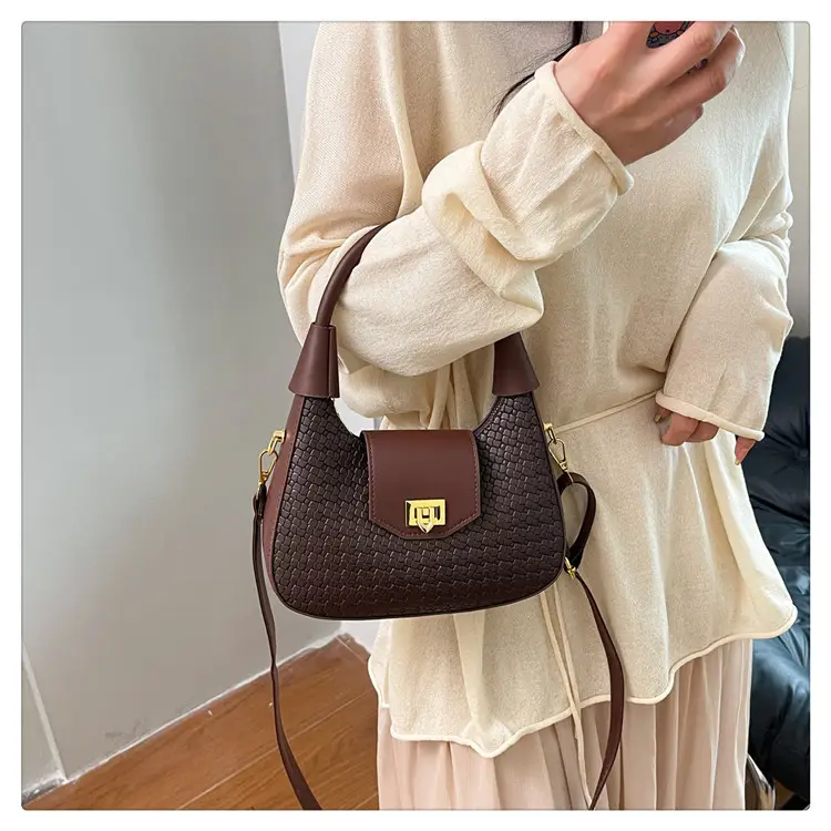 Women's French Crescent Shoulder Bag Beige White 2025 — feature 25