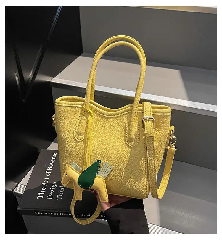 Women's Textured Bucket Bag Cream 2025 New Arrival — feature 2