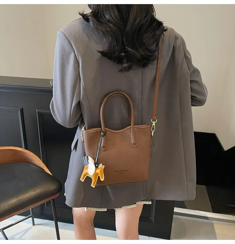 Women's Textured Bucket Bag Cream 2025 New Arrival — feature 33