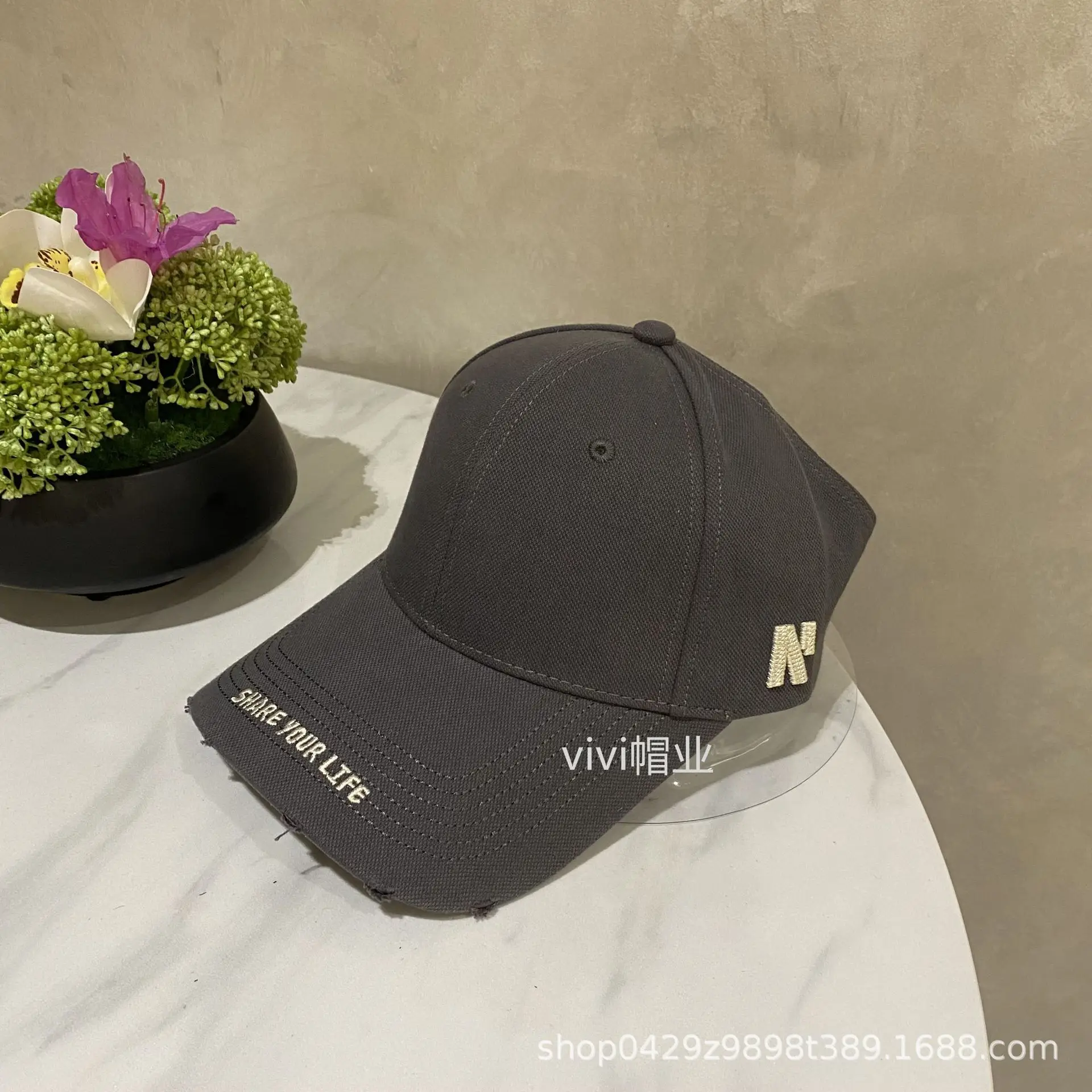 Women's Beige Letter Embroidered Baseball Cap Wide Brim Ponytail - Image 5