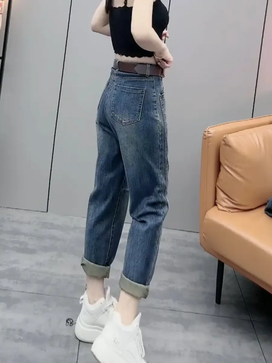 Plus Size Women's Retro Straight Cropped Jeans 2025 Spring New Trendy Slimming Harem Pants — feature 11