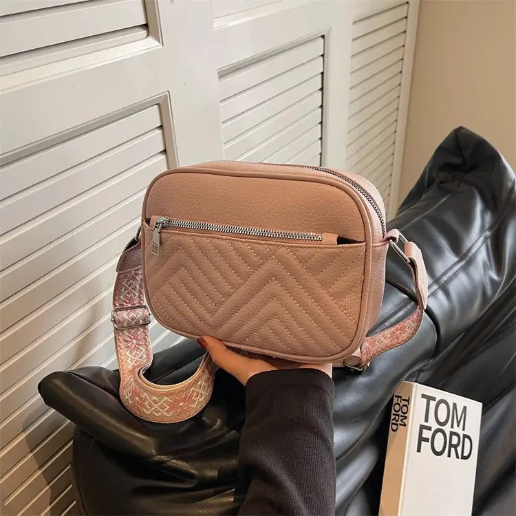 White Crossbody Bag with Leopard Strap for Women — feature 15