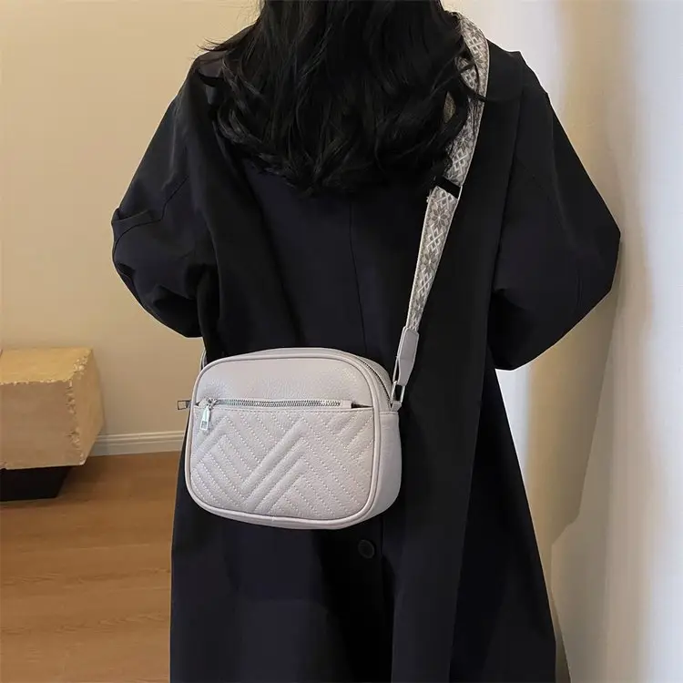 White Crossbody Bag with Leopard Strap for Women - Image 3
