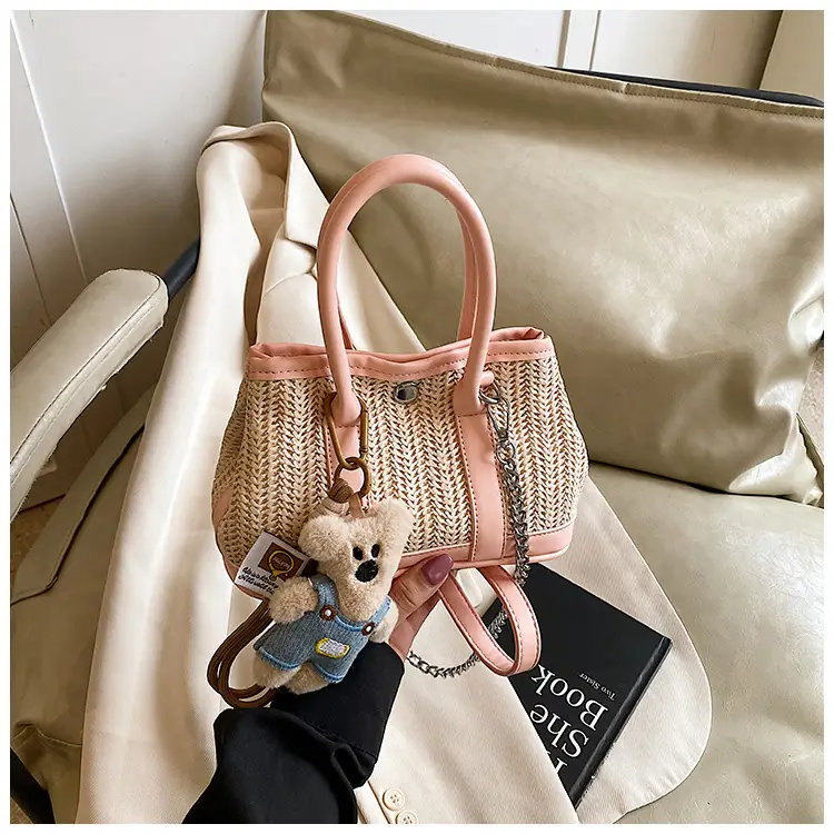 Women Straw Handbag with Cute Bear Design — feature 15