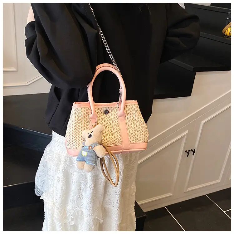 Women Straw Handbag with Cute Bear Design — feature 21