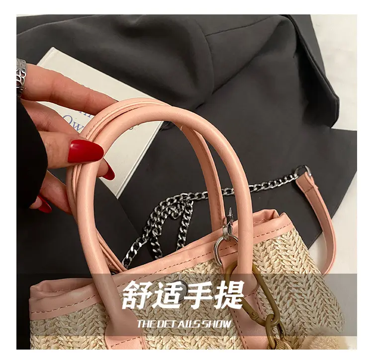 Women Straw Handbag with Cute Bear Design — feature 8