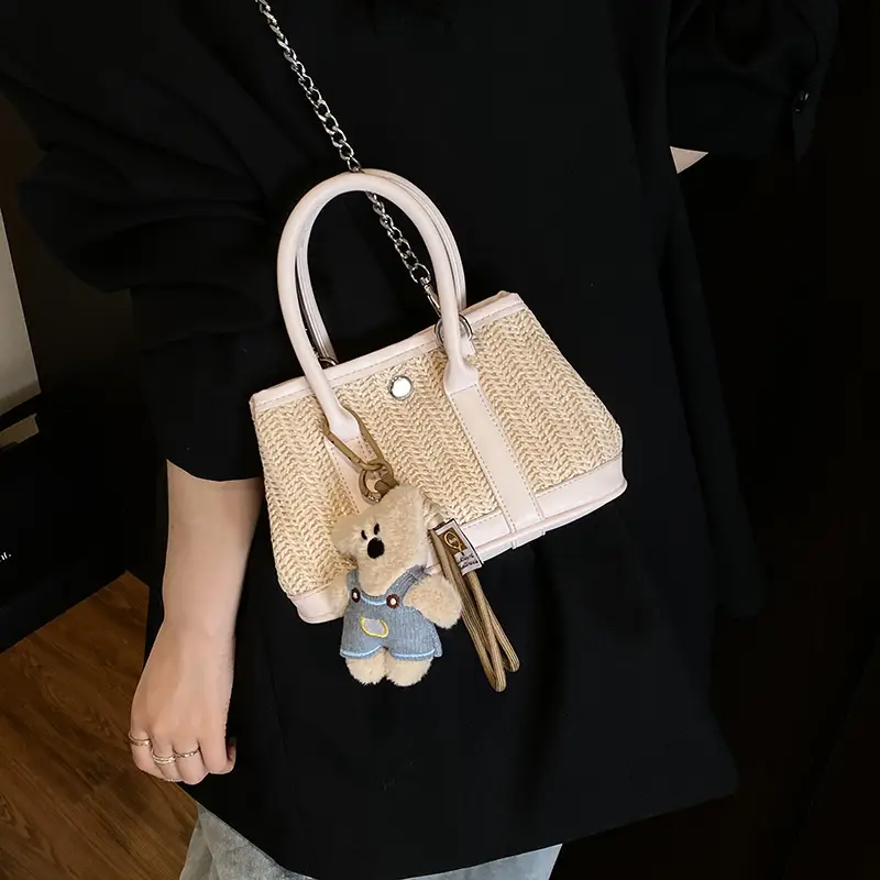 Women Straw Handbag with Cute Bear Design