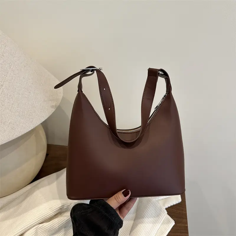 Green French Niche Shoulder Bag for Women - Image 4