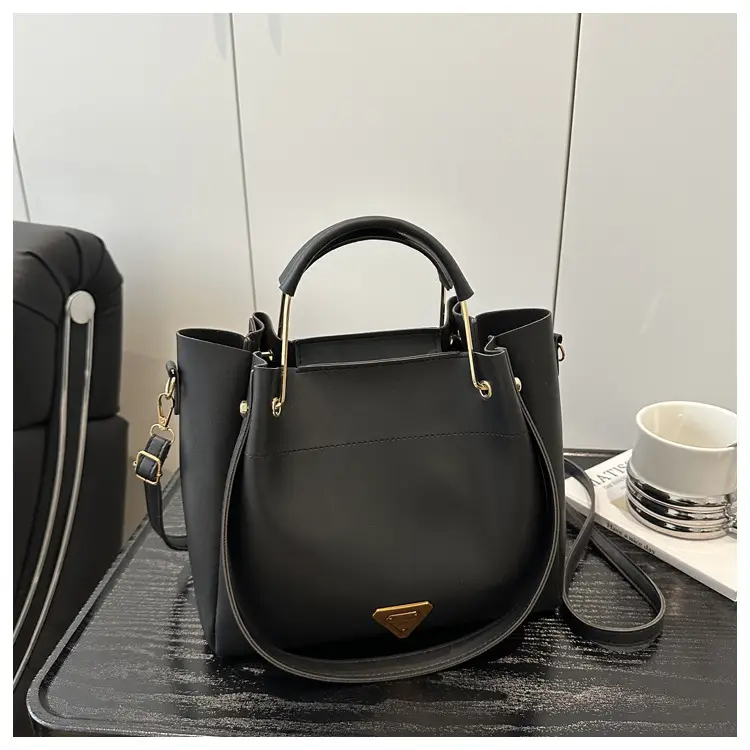 Black Leather Bucket Bag for Women 2025 — feature 27