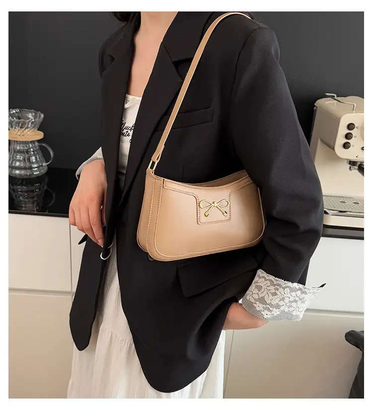 White Bow Shoulder Bag for Women Luxury Leather Commuter — feature 1