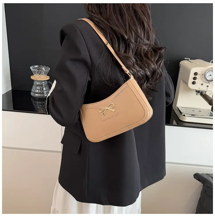 White Bow Shoulder Bag for Women Luxury Leather Commuter — feature 20