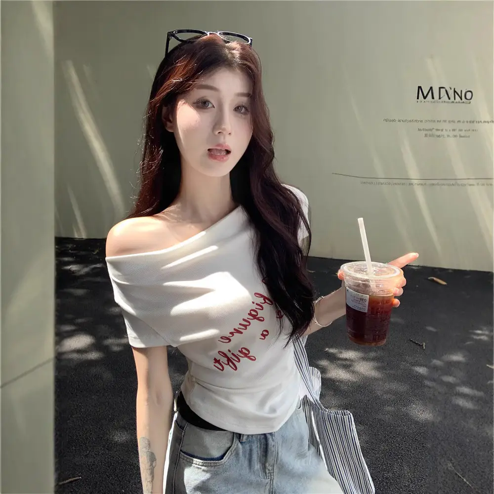 Women's 2025 Short-Sleeved Slim-Fit T-Shirt with Short Neck Collar for Summer Letter Print Slim Look Spice Girls All-Match Short Shoulder Top - Image 4