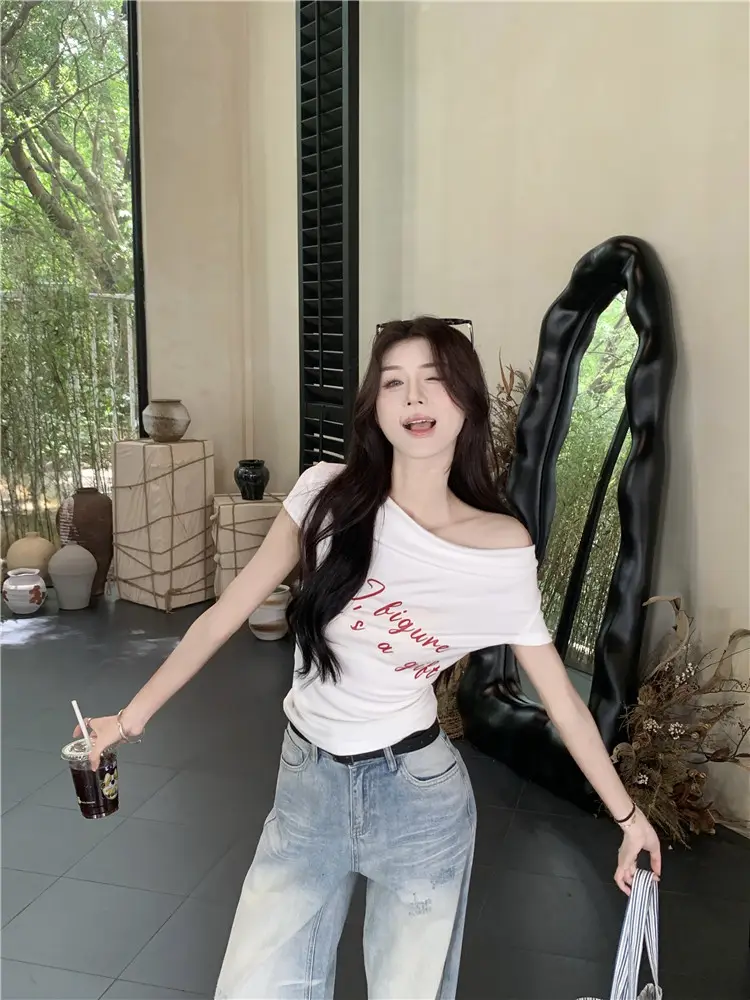 Women's 2025 Short-Sleeved Slim-Fit T-Shirt with Short Neck Collar for Summer Letter Print Slim Look Spice Girls All-Match Short Shoulder Top — feature 6