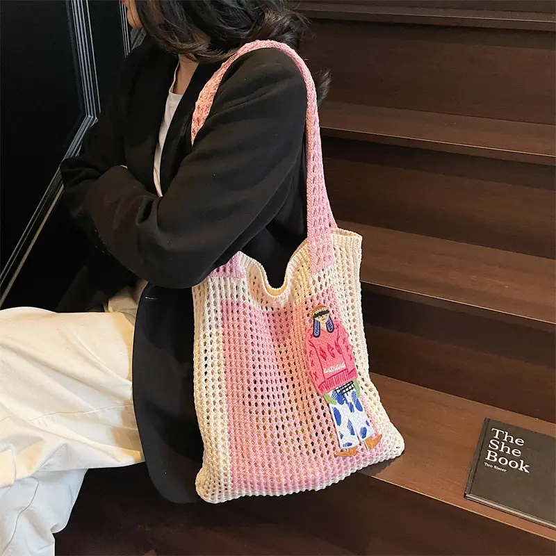 Handheld Woven Mesh Bag for Women Summer Travel - Image 5