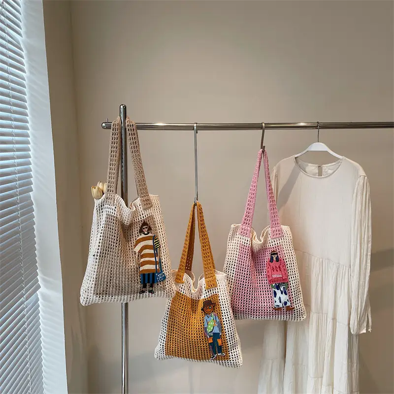 Handheld Woven Mesh Bag for Women Summer Travel - Image 6