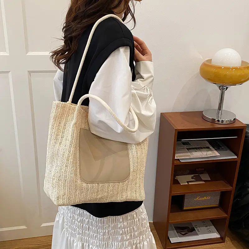 2026 Retro Beige Canvas Shoulder Bag Large Capacity - Image 4