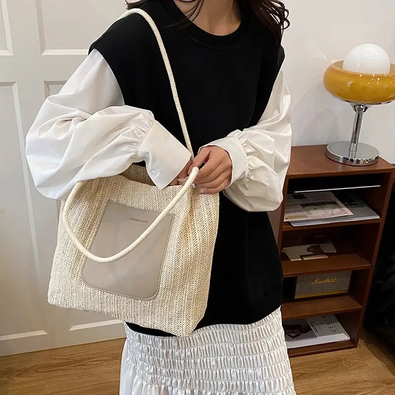 2026 Retro Beige Canvas Shoulder Bag Large Capacity — feature 17