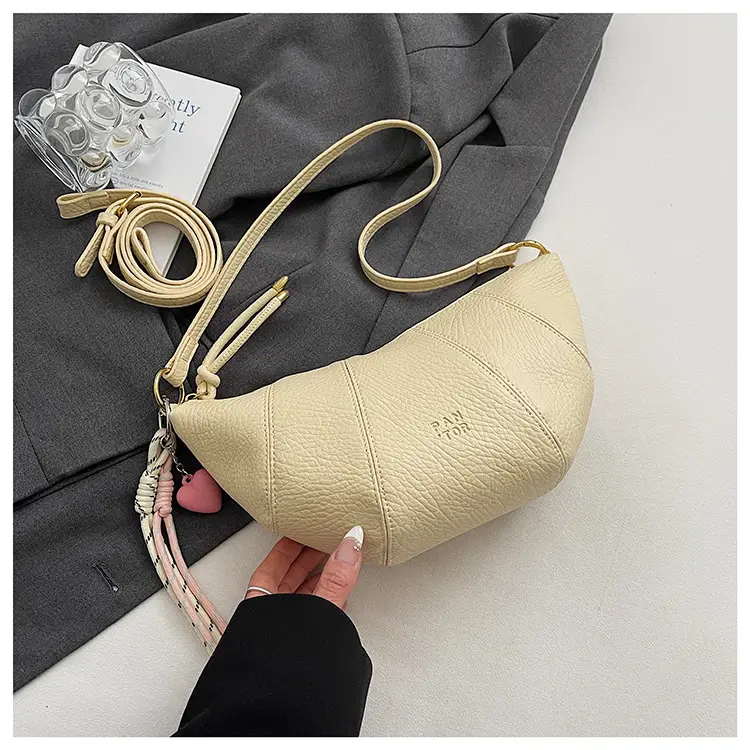 Silver One-Shoulder Crossbody Bag for Women - Image 4