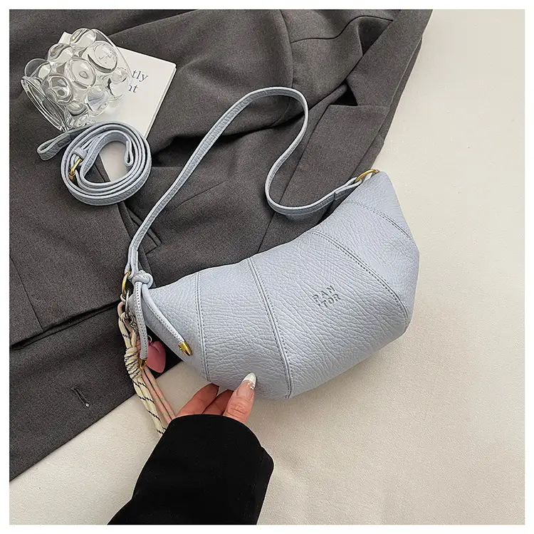 Silver One-Shoulder Crossbody Bag for Women - Image 5