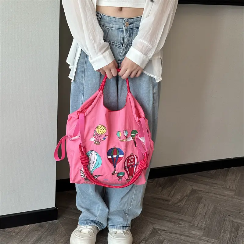 2025 Embroidered Duck Crossbody Bag Black White — feature 15