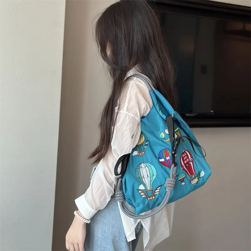 2025 Embroidered Duck Crossbody Bag Black White — feature 16
