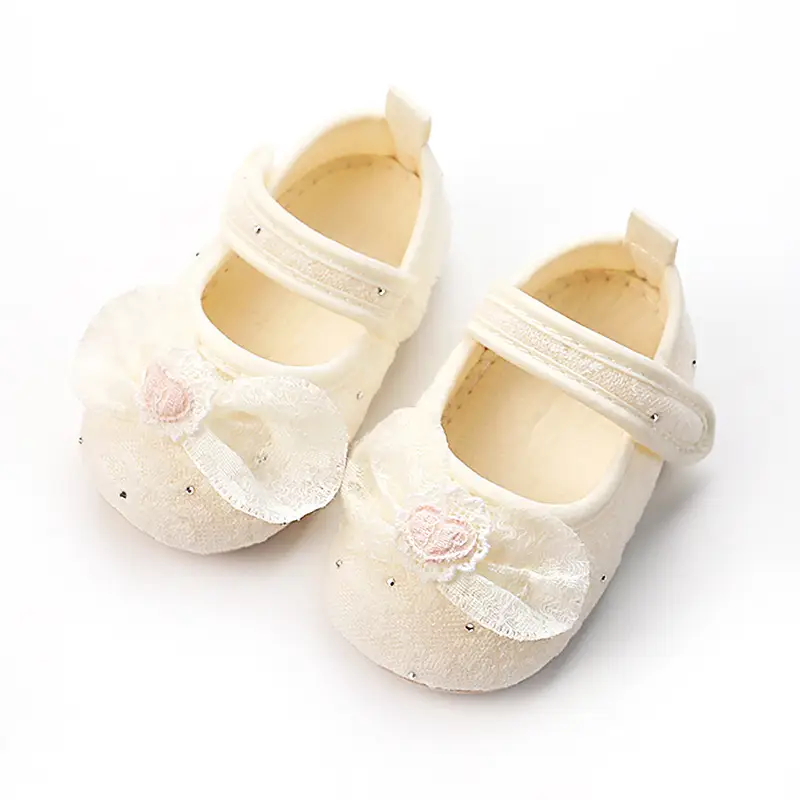 Spring and Autumn Non-Slip Bowknot Pure White Floor Socks for Baby Girls, Newborn Floor Shoes, Infant Soft-Soled Walking Shoes